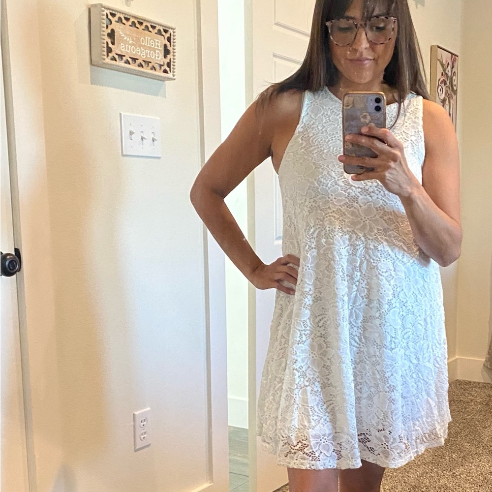 White lace dress